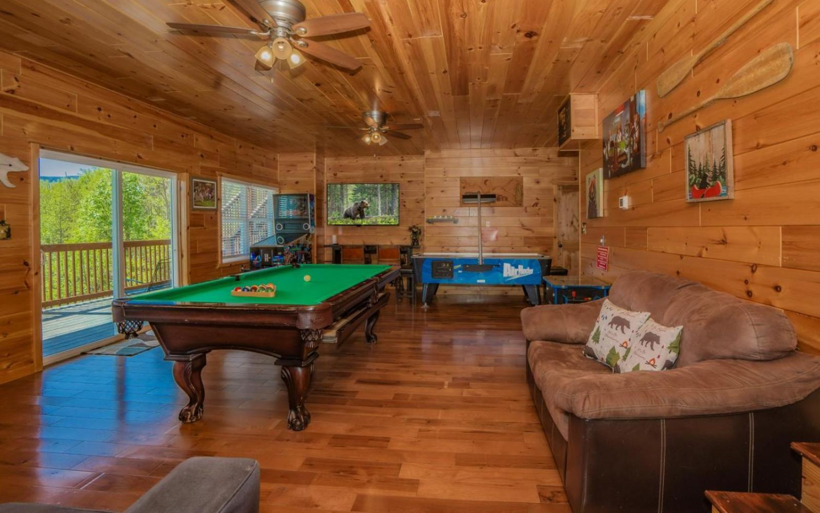Beartastic Mountain View Lodge 개틀린버그 외부 사진